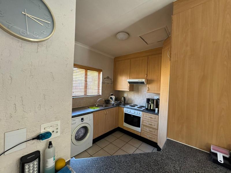 To Let 2 Bedroom Property for Rent in Douglasdale Gauteng
