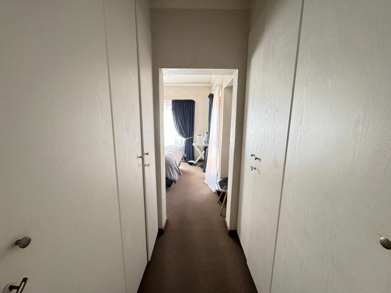 To Let 2 Bedroom Property for Rent in Douglasdale Gauteng