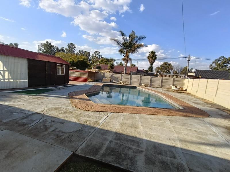 3 Bedroom Property for Sale in Edelweiss Gauteng