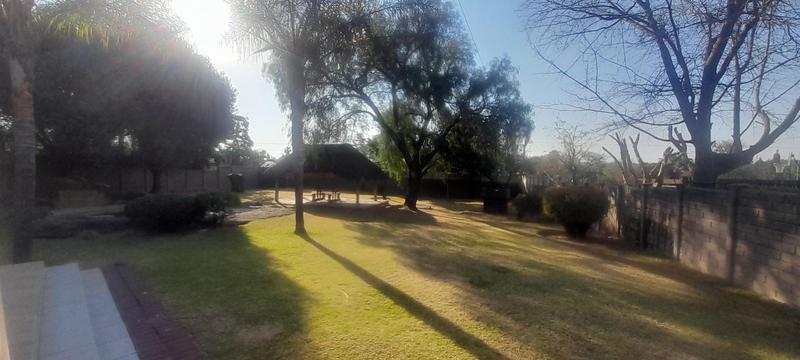 To Let 4 Bedroom Property for Rent in The Reeds Gauteng