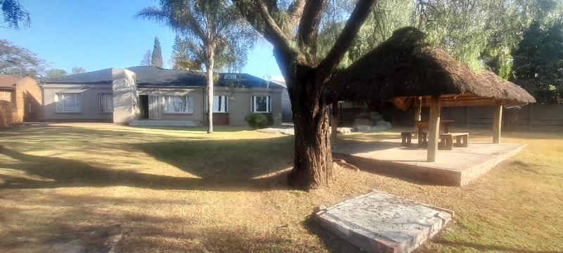 To Let 4 Bedroom Property for Rent in The Reeds Gauteng