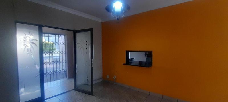 To Let 4 Bedroom Property for Rent in The Reeds Gauteng