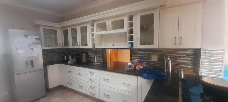 To Let 4 Bedroom Property for Rent in The Reeds Gauteng