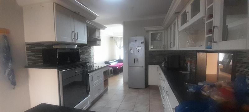 To Let 4 Bedroom Property for Rent in The Reeds Gauteng