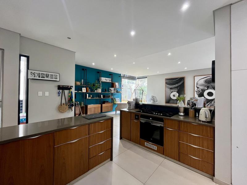To Let 2 Bedroom Property for Rent in Westcliff Gauteng