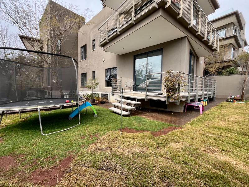 To Let 2 Bedroom Property for Rent in Westcliff Gauteng