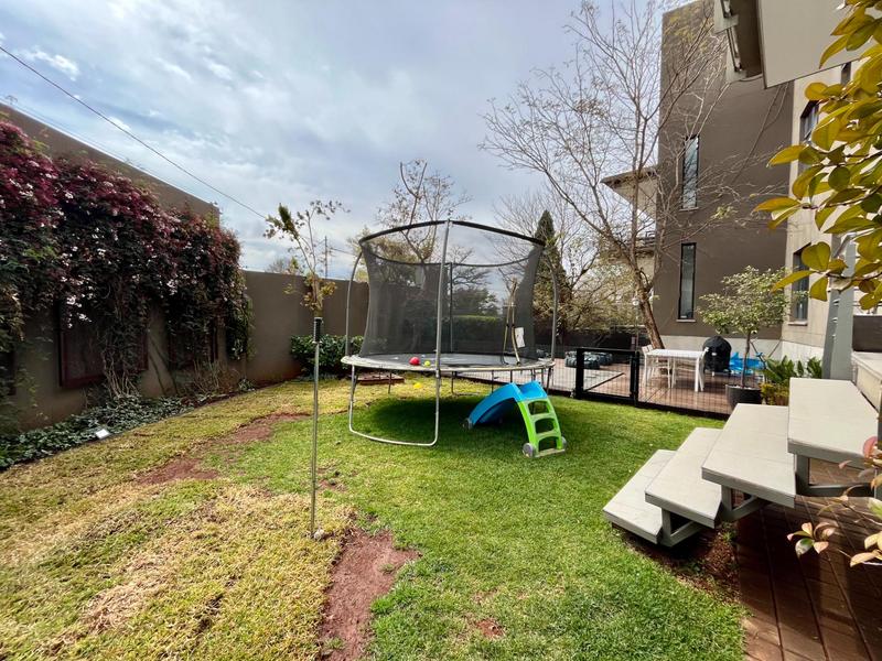 To Let 2 Bedroom Property for Rent in Westcliff Gauteng