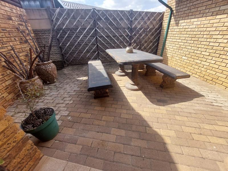 3 Bedroom Property for Sale in Culemborg Park Gauteng