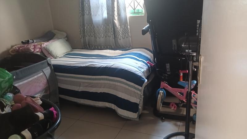 2 Bedroom Property for Sale in Clayville Gauteng