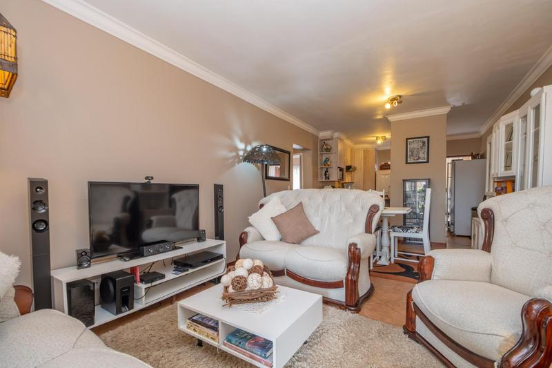 2 Bedroom Property for Sale in Sugar Bush Estate Gauteng