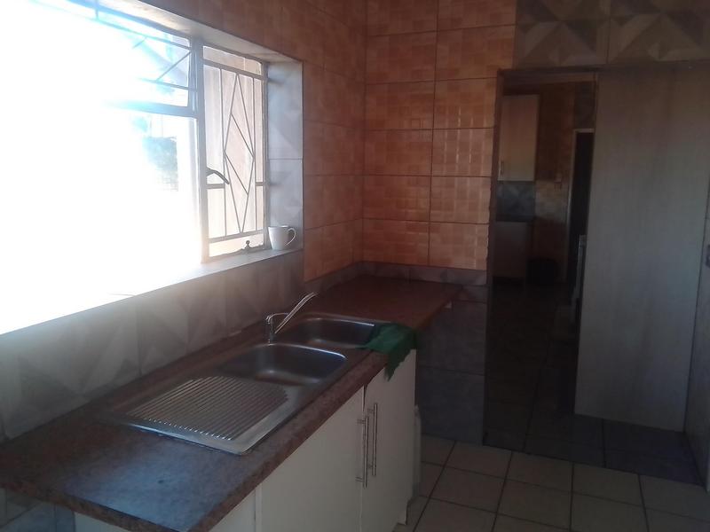 To Let commercial Property for Rent in Florida Park Gauteng