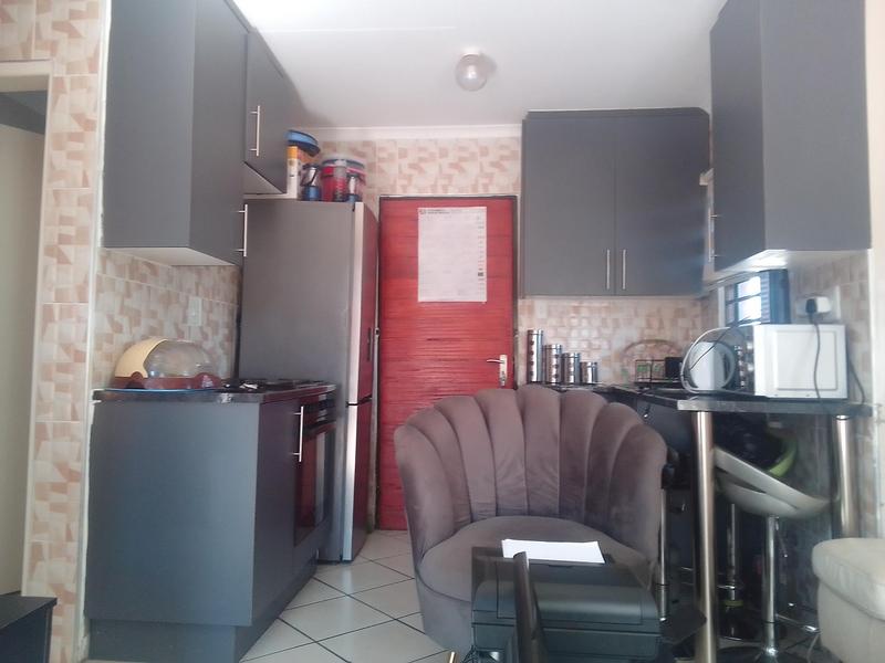 2 Bedroom Property for Sale in Groblerpark Gauteng