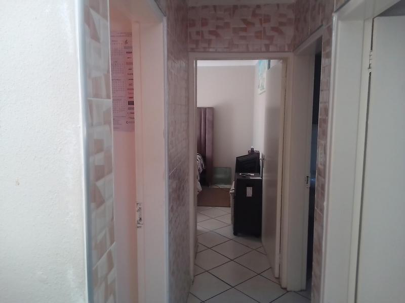 2 Bedroom Property for Sale in Groblerpark Gauteng