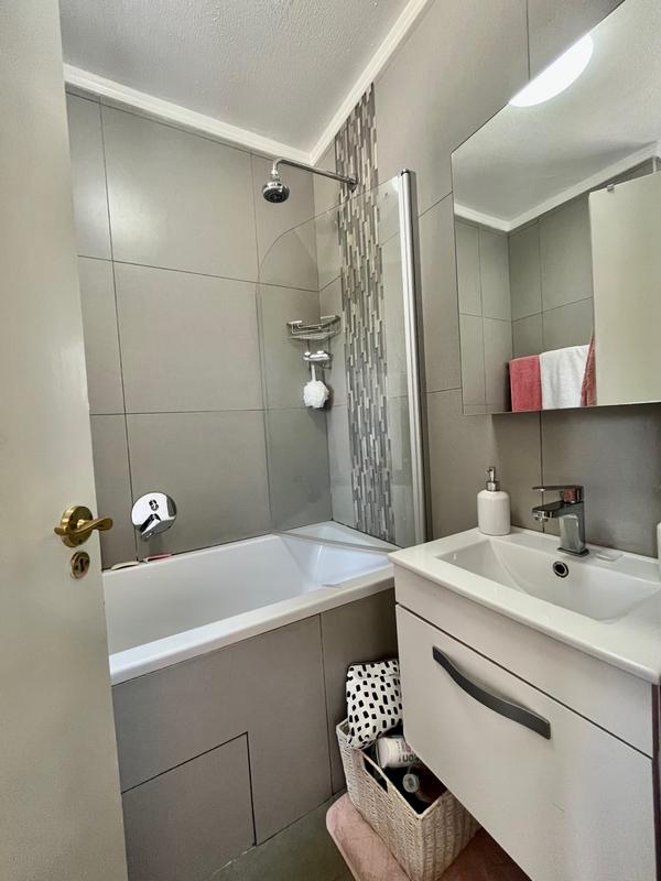 To Let 1 Bedroom Property for Rent in Morningside Gauteng