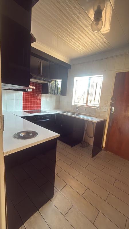 To Let 3 Bedroom Property for Rent in Hospital View Gauteng
