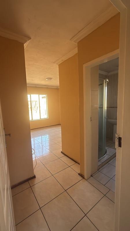 To Let 3 Bedroom Property for Rent in Hospital View Gauteng