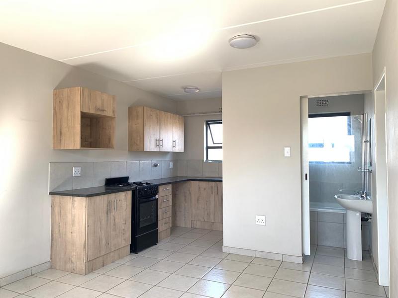 To Let 2 Bedroom Property for Rent in Kenleaf Gauteng