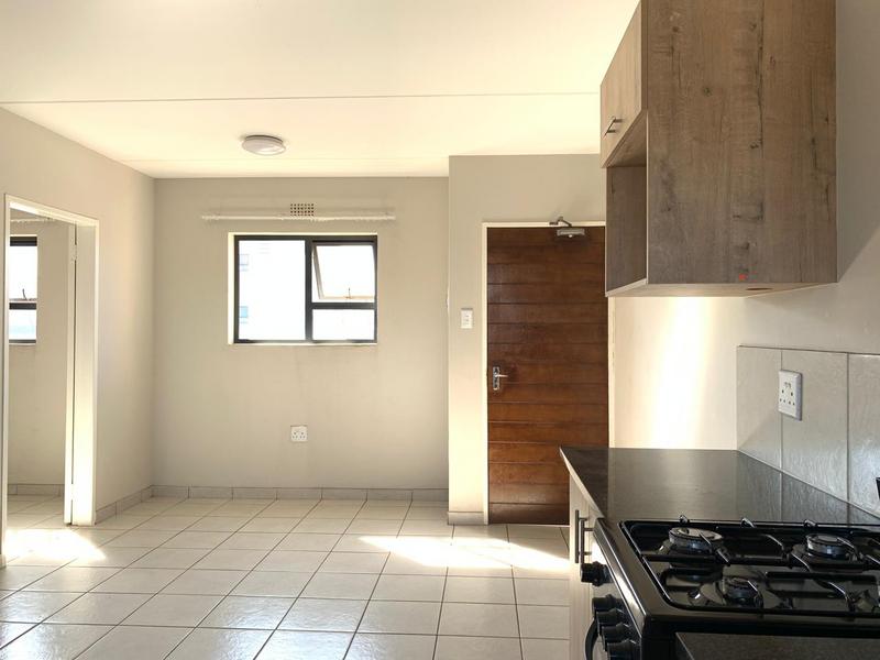 To Let 2 Bedroom Property for Rent in Kenleaf Gauteng