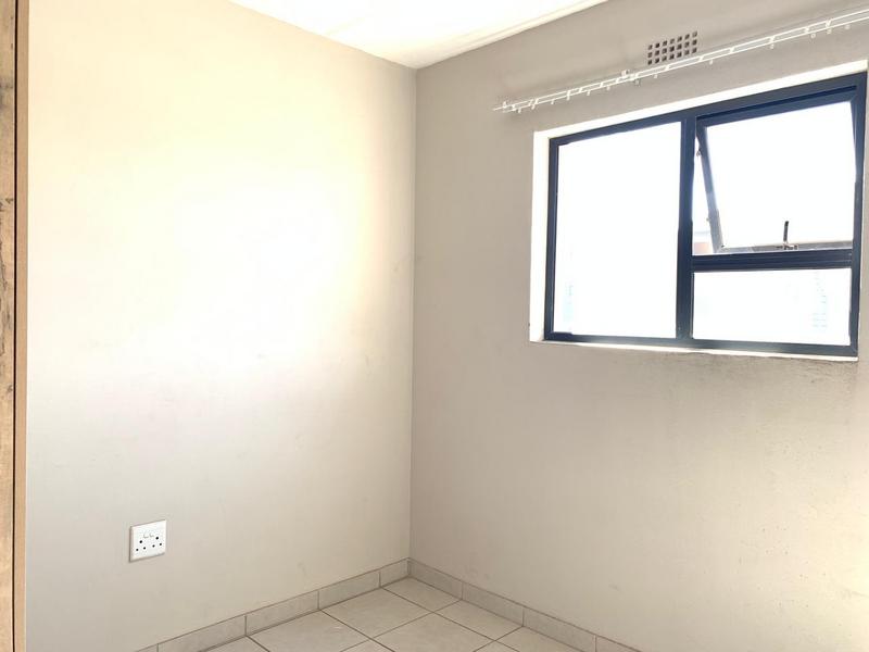 To Let 2 Bedroom Property for Rent in Kenleaf Gauteng