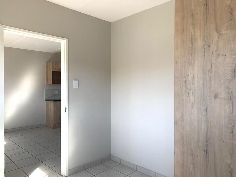 To Let 2 Bedroom Property for Rent in Kenleaf Gauteng