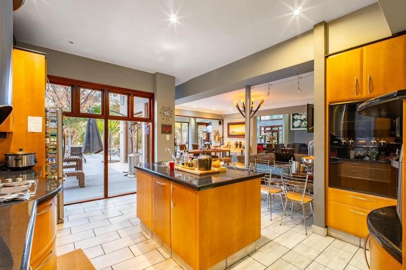 4 Bedroom Property for Sale in Waterkloof A H Gauteng