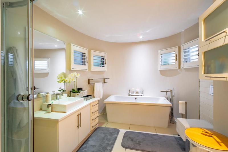4 Bedroom Property for Sale in Waterkloof A H Gauteng