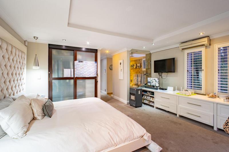 4 Bedroom Property for Sale in Waterkloof A H Gauteng