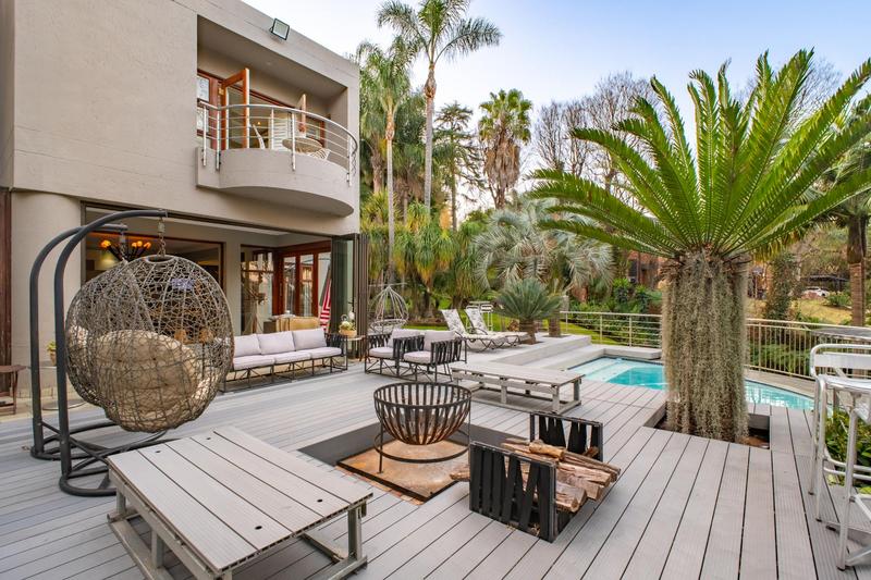 4 Bedroom Property for Sale in Waterkloof A H Gauteng