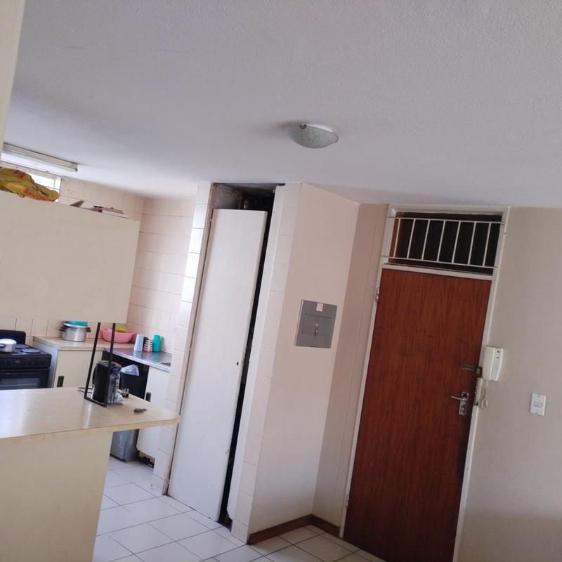 2 Bedroom Property for Sale in Sunnyside Gauteng