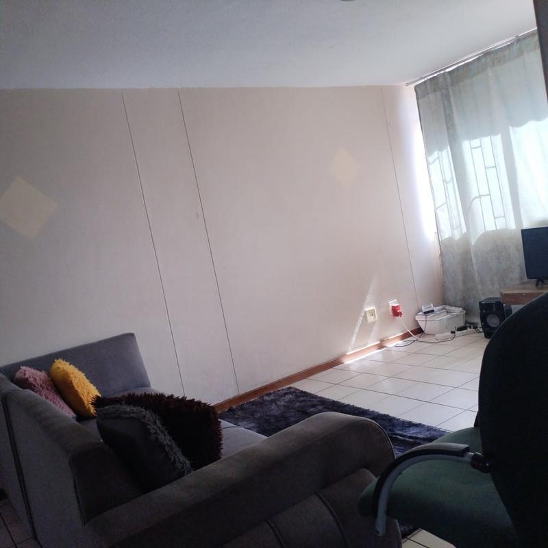 2 Bedroom Property for Sale in Sunnyside Gauteng