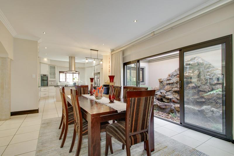 To Let 5 Bedroom Property for Rent in Dainfern Golf Estate Gauteng