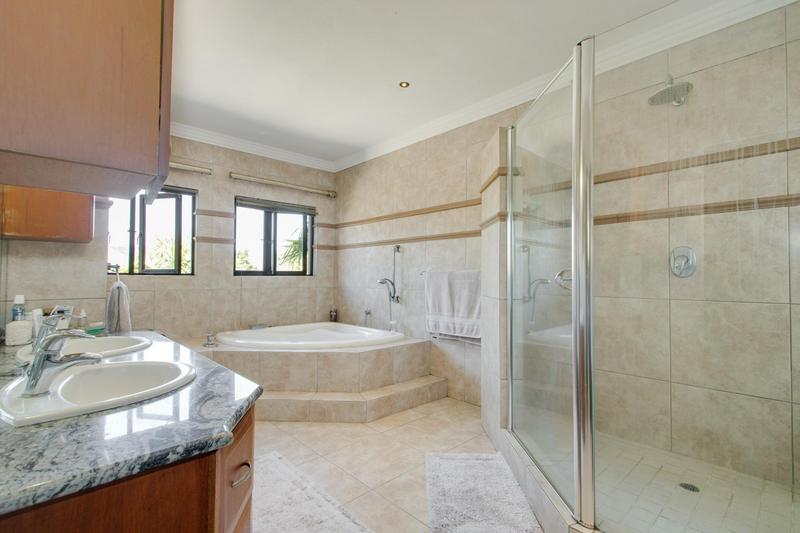 To Let 5 Bedroom Property for Rent in Dainfern Golf Estate Gauteng