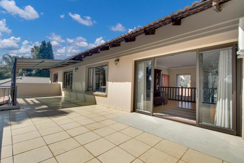 To Let 5 Bedroom Property for Rent in Dainfern Golf Estate Gauteng