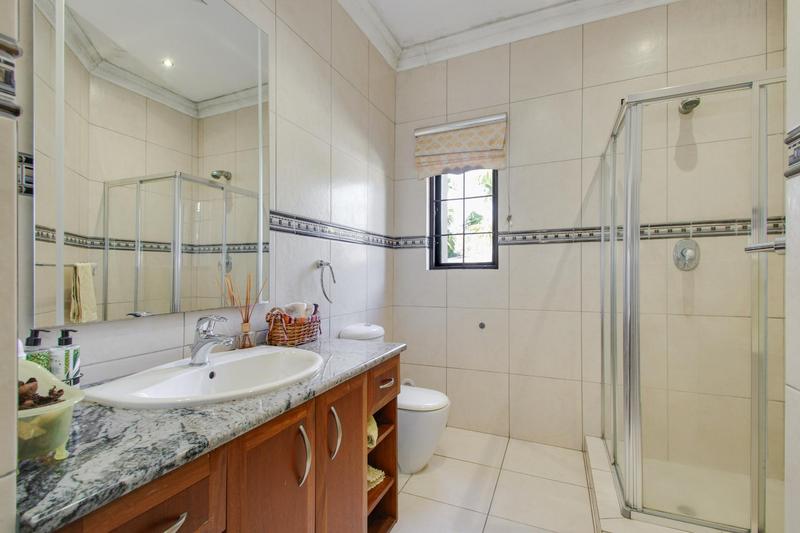 To Let 5 Bedroom Property for Rent in Dainfern Golf Estate Gauteng