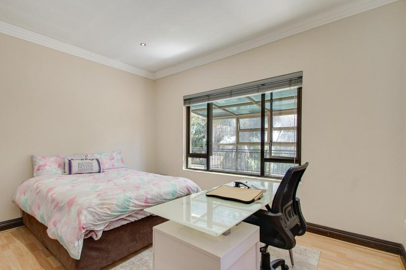 To Let 5 Bedroom Property for Rent in Dainfern Golf Estate Gauteng