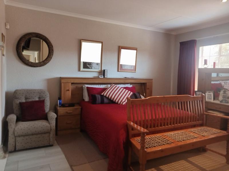 3 Bedroom Property for Sale in Eike Park Gauteng