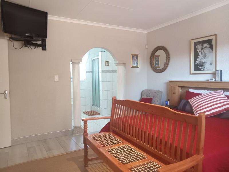 3 Bedroom Property for Sale in Eike Park Gauteng