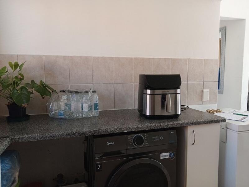 2 Bedroom Property for Sale in Greenhills Gauteng