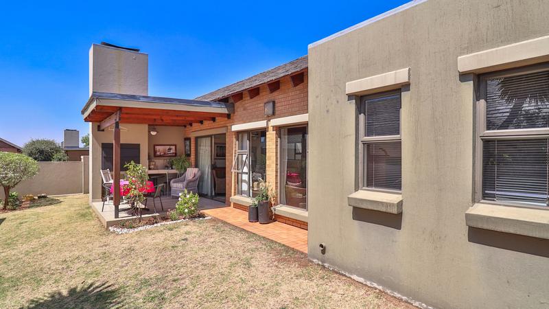 2 Bedroom Property for Sale in Retire at Midstream Gauteng