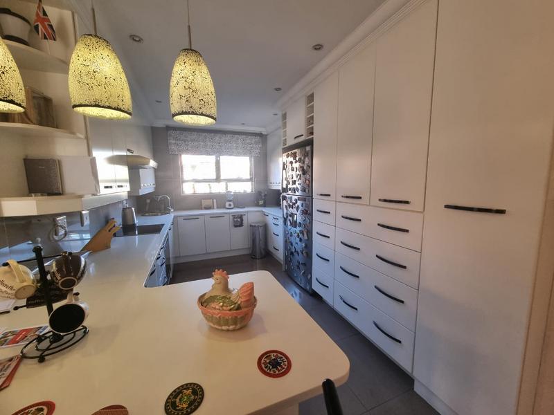 3 Bedroom Property for Sale in New Market Gauteng