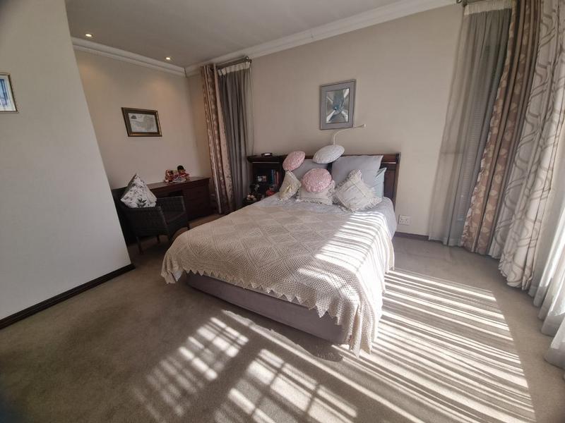 3 Bedroom Property for Sale in New Market Gauteng