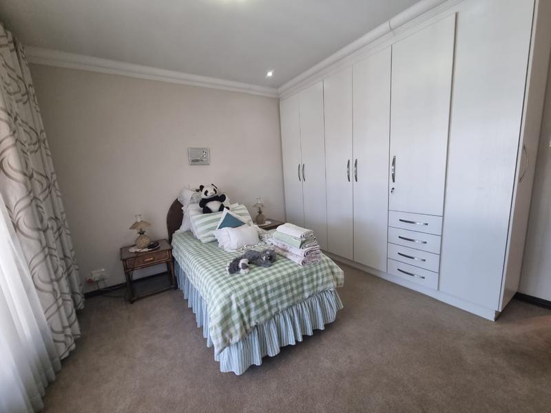 3 Bedroom Property for Sale in New Market Gauteng