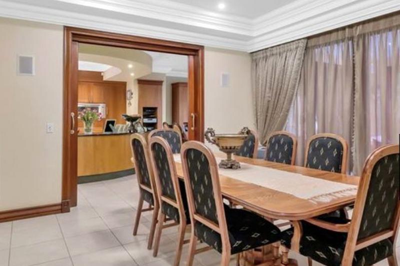 5 Bedroom Property for Sale in Morningside Gauteng