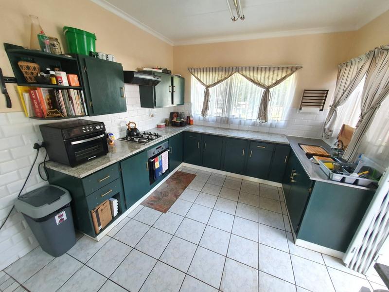 4 Bedroom Property for Sale in Magalieskruin Gauteng