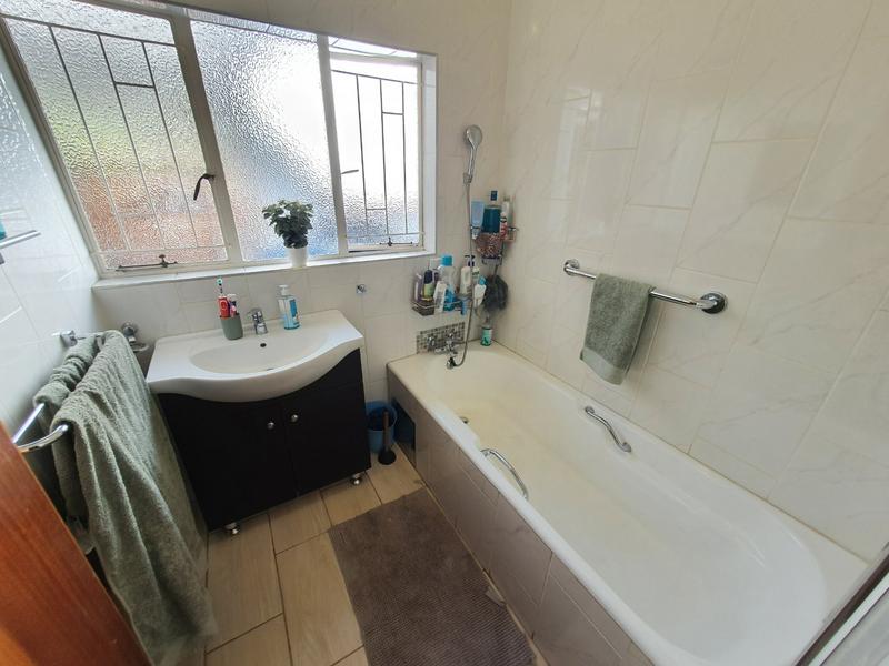 4 Bedroom Property for Sale in Magalieskruin Gauteng