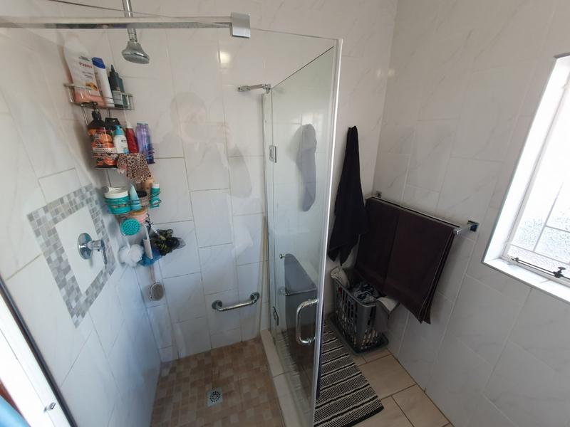 4 Bedroom Property for Sale in Magalieskruin Gauteng