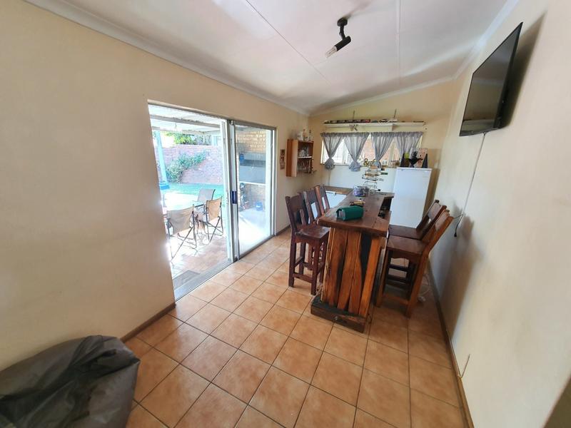 4 Bedroom Property for Sale in Magalieskruin Gauteng