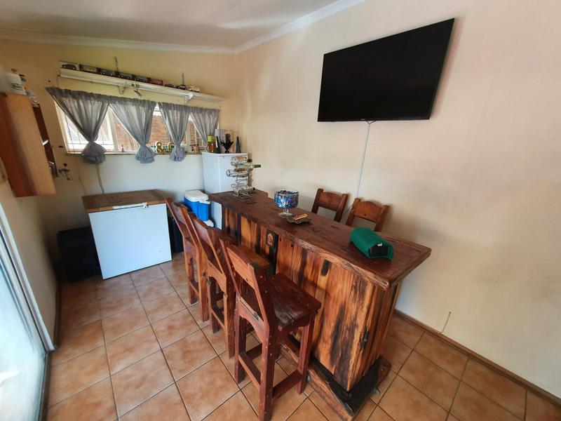 4 Bedroom Property for Sale in Magalieskruin Gauteng