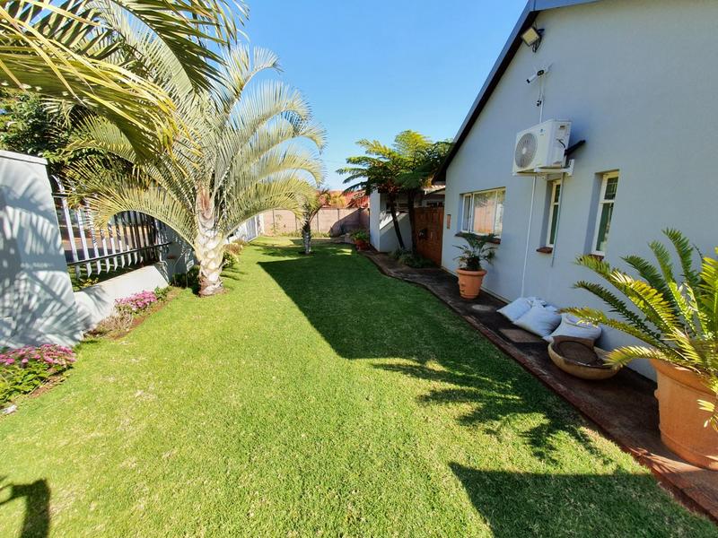 4 Bedroom Property for Sale in Magalieskruin Gauteng