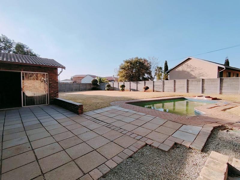 3 Bedroom Property for Sale in The Reeds Gauteng